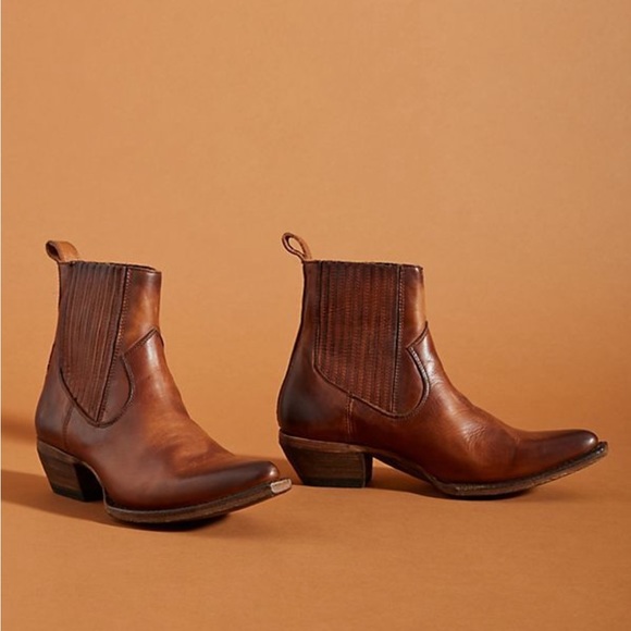 Frye Shoes - FRYE - Sachs Chelsea